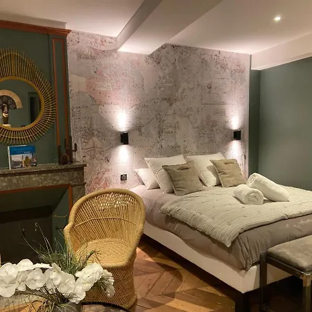 Couette-café La Tour Yveline 4*